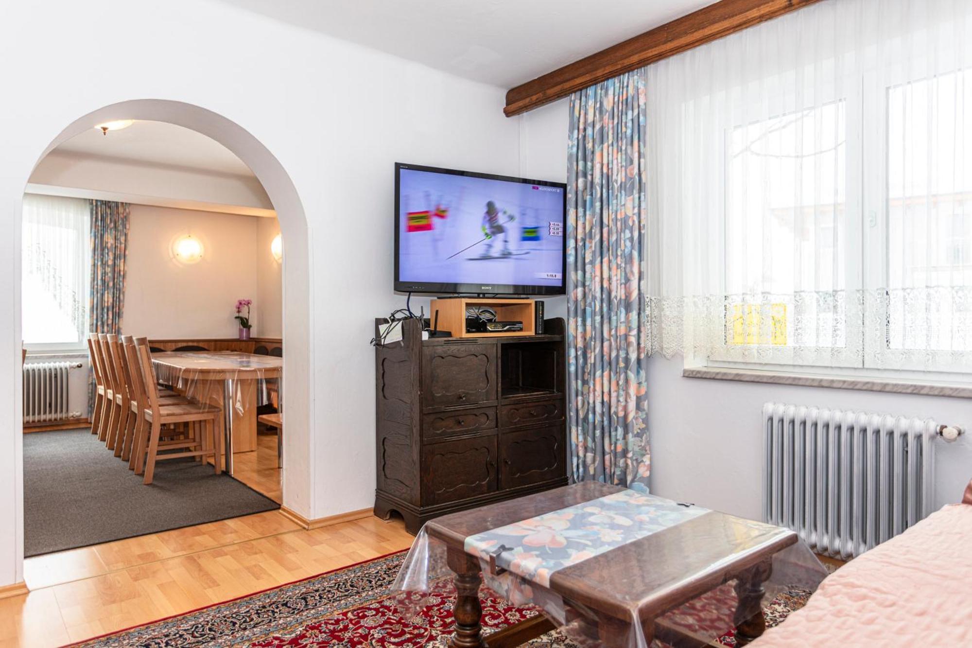 Ferienhaus Alpenrose フッシュ・アン・デア・グロースグロックナーシュトラーセ エクステリア 写真